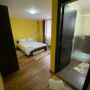 Casa Cristalina si Dumi