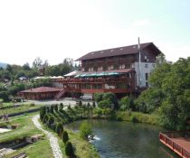Complex Pastravaria Albota, Arpasu de Sus, Romania