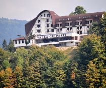 Hotel Valea cu Pesti