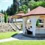 Q Resort & Spa si Q Chalet