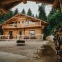 Q Resort & Spa si Q Chalet